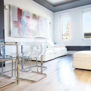 Appartement Jewel Vista Duomo 100m, Milan